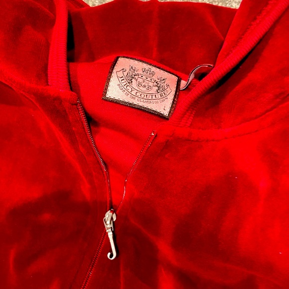 2 for 1   BOGO Juicy Couture Women's Red and Black Velour sweat suits - Picture 4 of 8